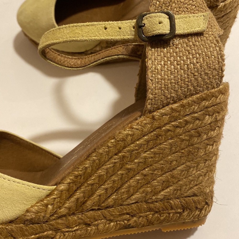 ✨NEW✨SUEDE WEDGE ESPADRILLES LIGHT YELLOW - Picture 12 of 16